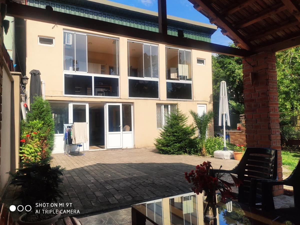 Guesthouse Mery Kobuleti Exterior photo